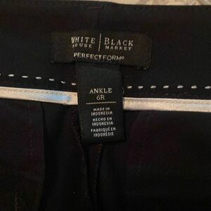 White House Black Market Perfect Form Ankle Pants 6R